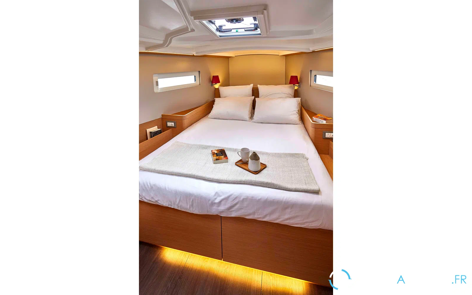slider 5 Jeanneau Sun Odyssey 410