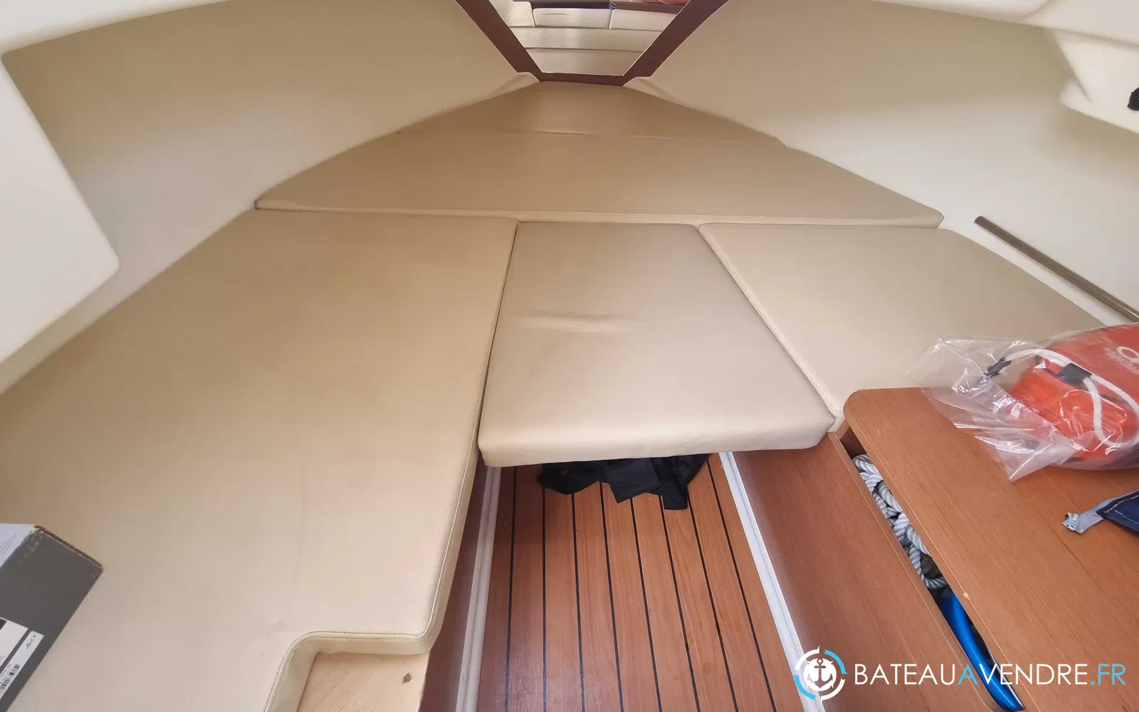 slider 6 Jeanneau Cap Camarat 635 WA