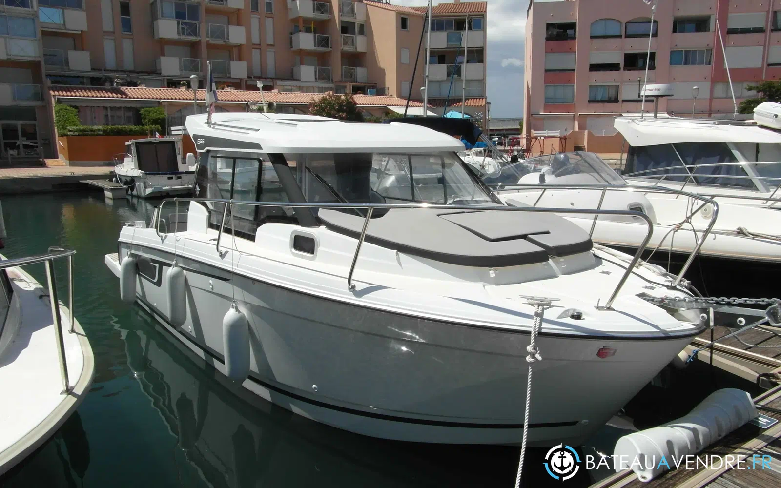 slider 7 Jeanneau Merry Fisher 695 Serie 2