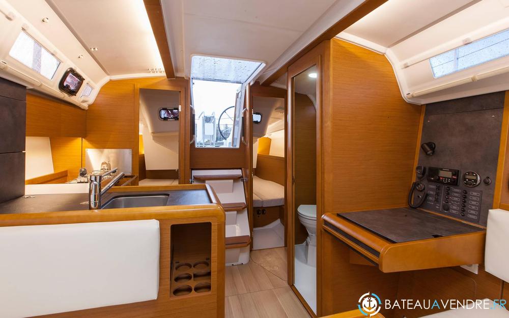 Jeanneau Sun Odyssey 349 interieur photo 2