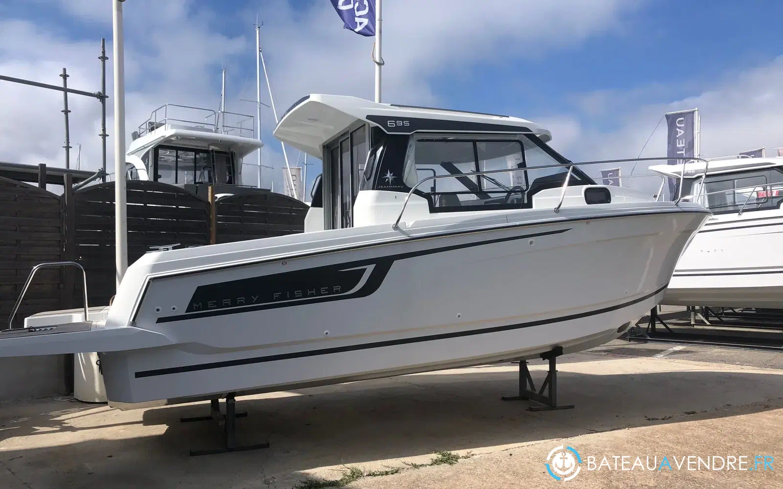 slider 1 Jeanneau Merry Fisher 695 Serie 2