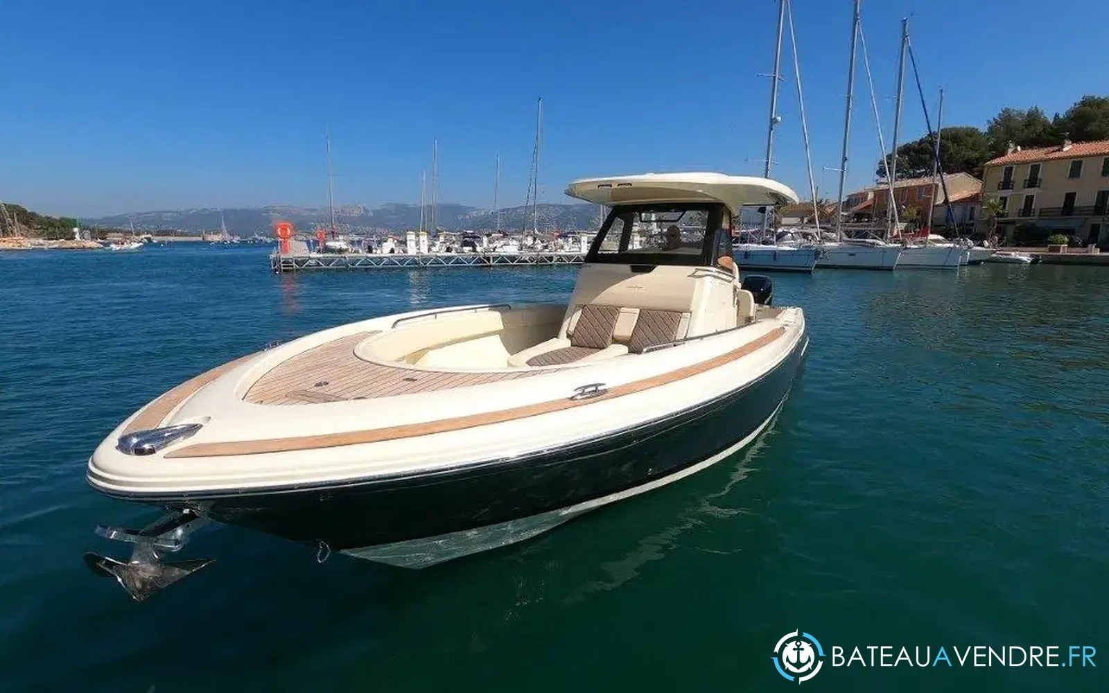 slider 1 Chris Craft Catalina 30