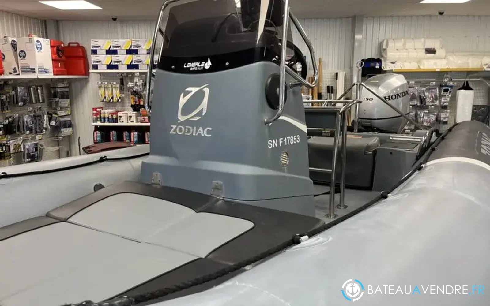 slider 3 Zodiac Pro Open 650
