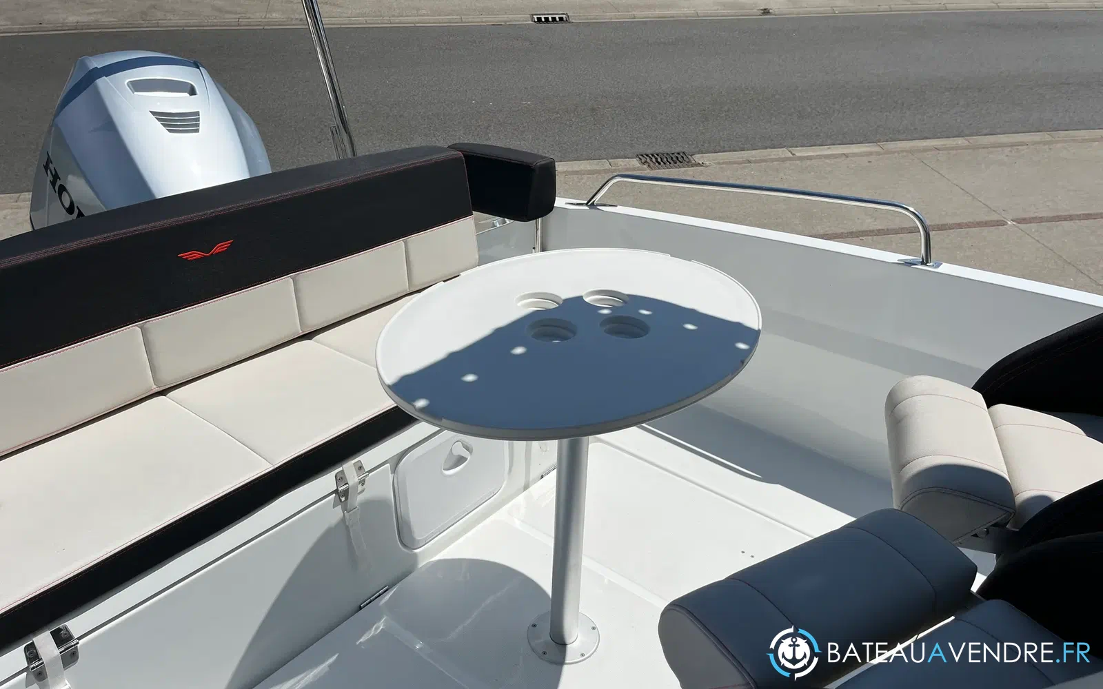 slider 5 Beneteau Flyer 6.6 SPACEdeck