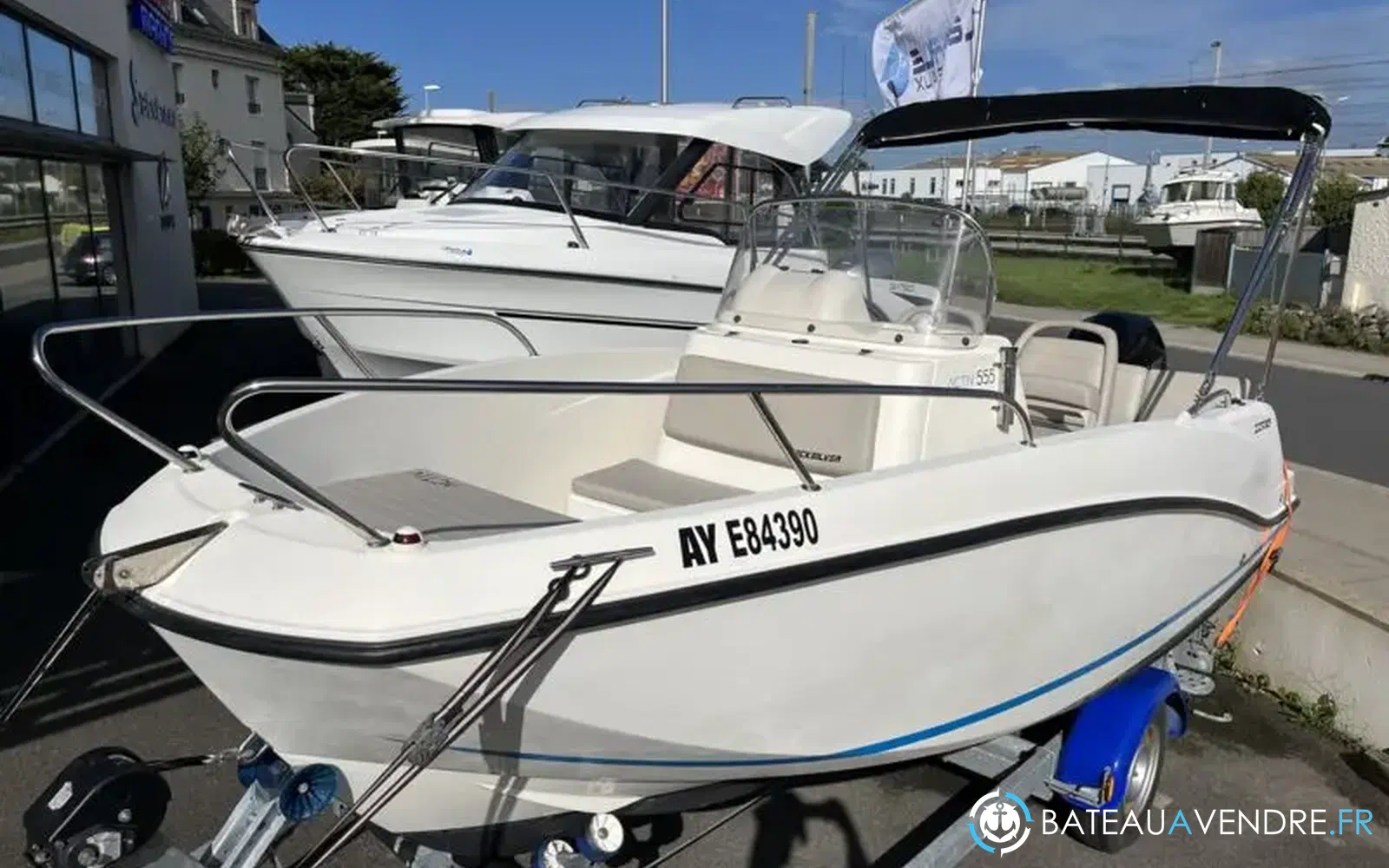 slider 1 Quicksilver Activ 555 Open