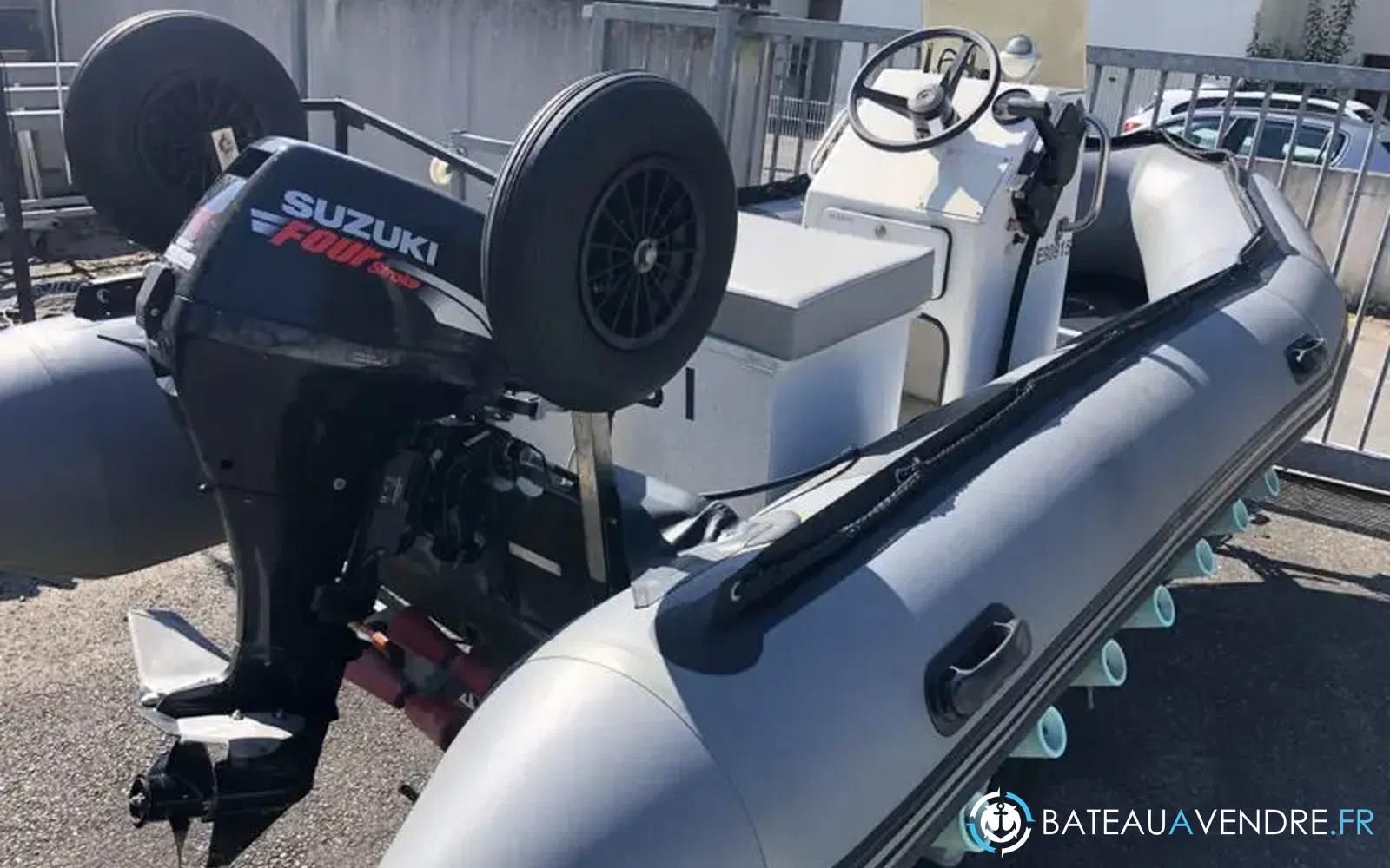 slider 3 Bombard Typhoon 420