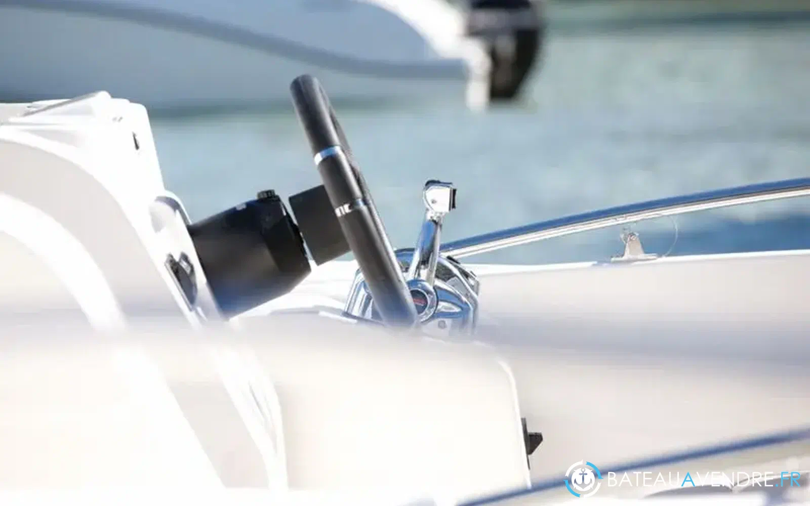 slider 3 Quicksilver 675 Sundeck