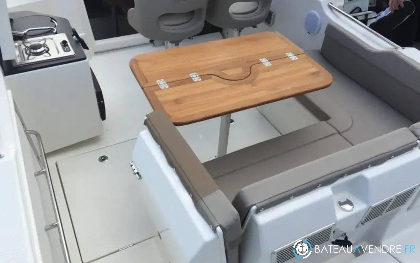 slider 8 Quicksilver Activ 755 Sundeck