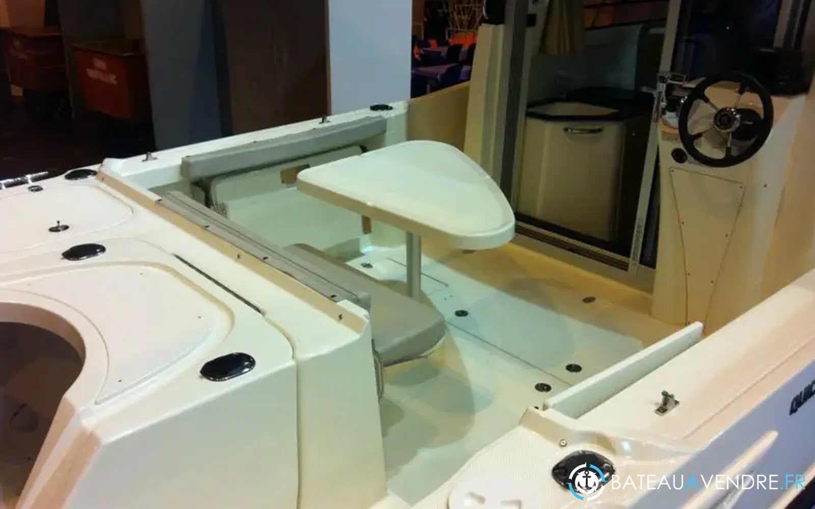 slider 2 Quicksilver 755 Pilothouse