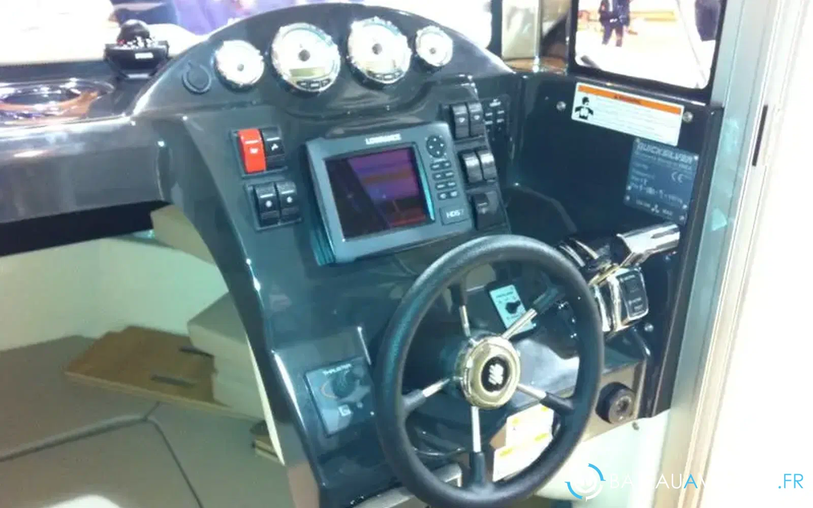 slider 7 Quicksilver 755 Pilothouse