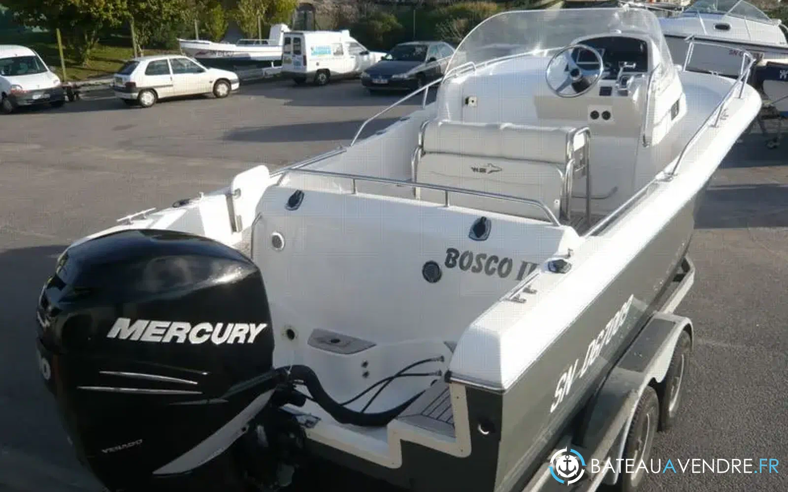 slider 0 Kelt White Shark 248