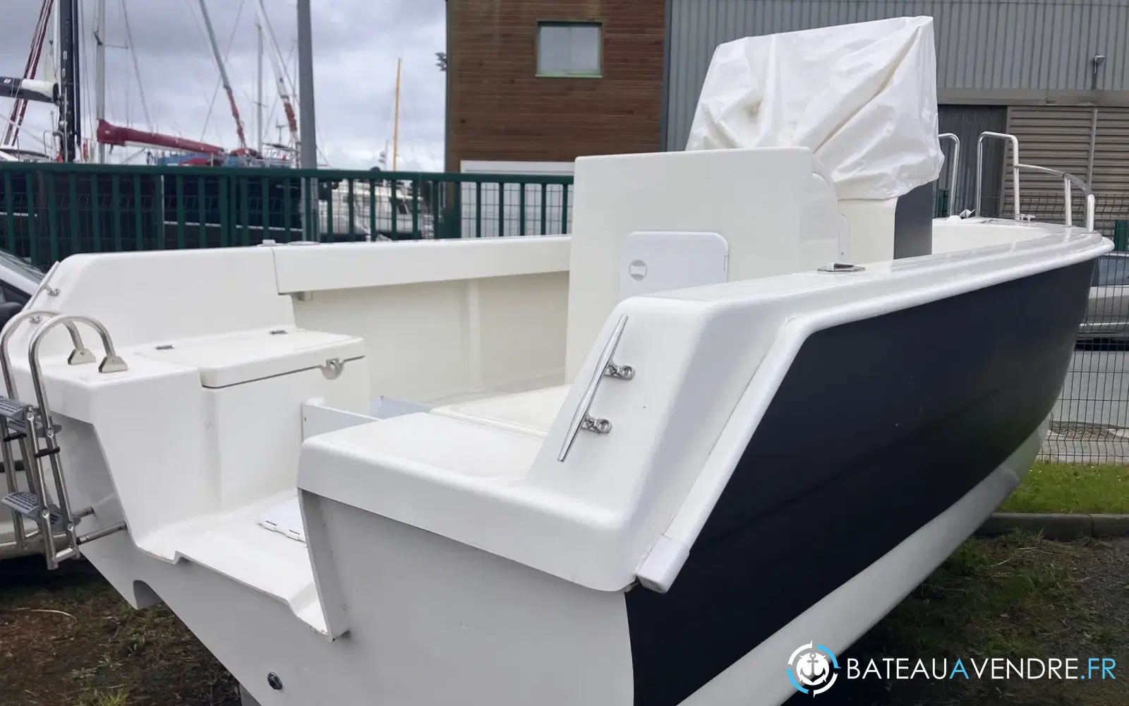slider 2 Acroplast Albacore