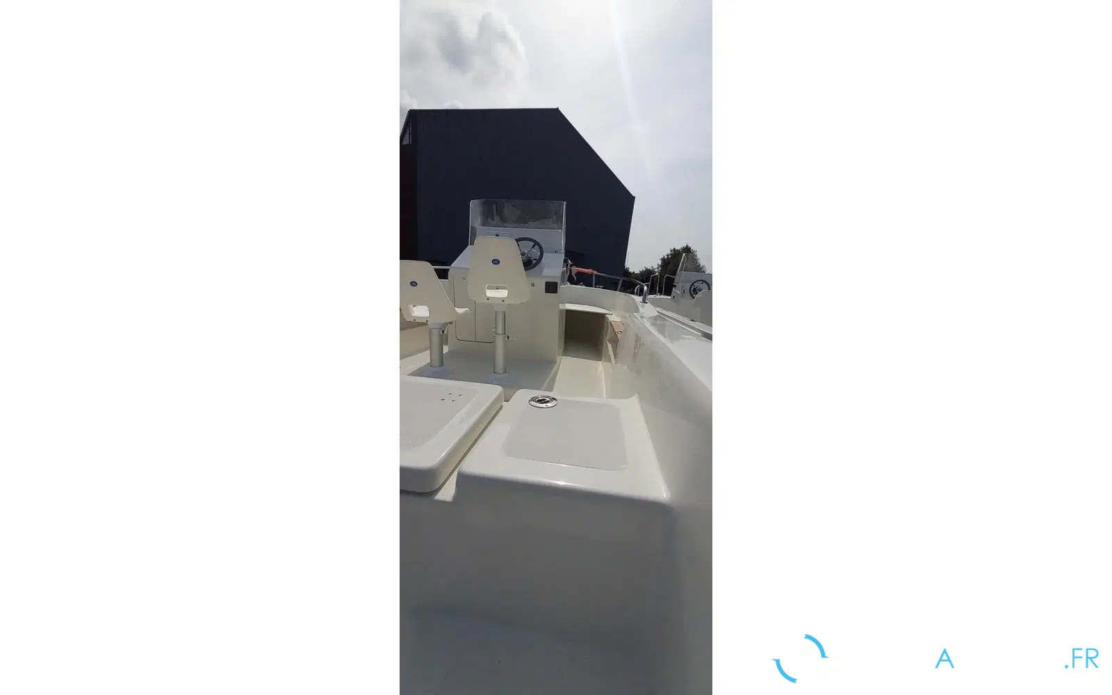 slider 3 Acroplast Albacore