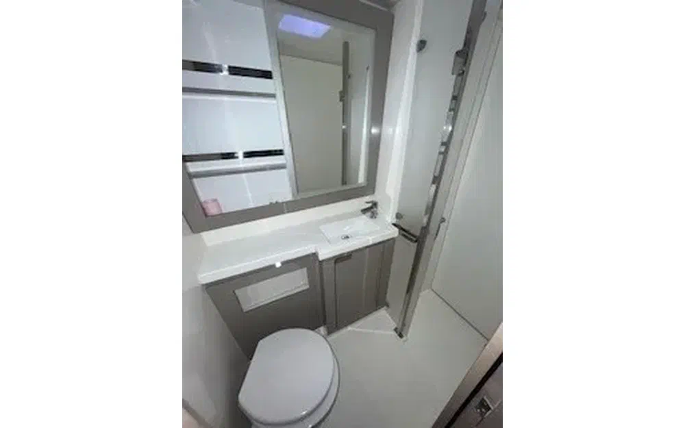 slider 17 Fountaine Pajot Elba 45