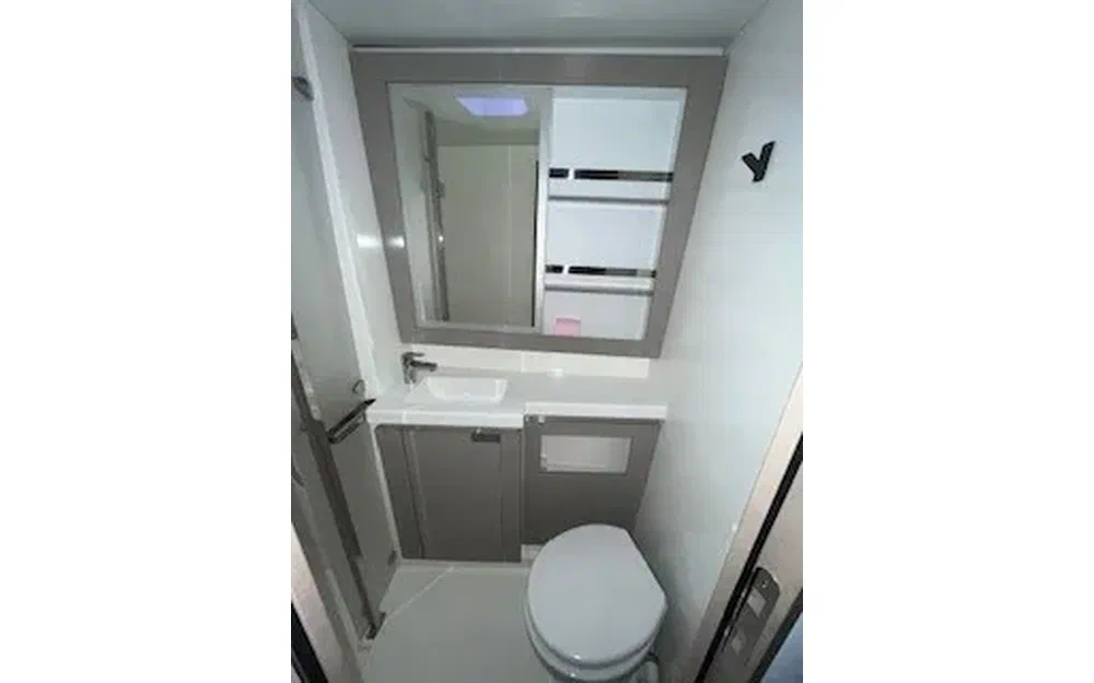 slider 22 Fountaine Pajot Elba 45