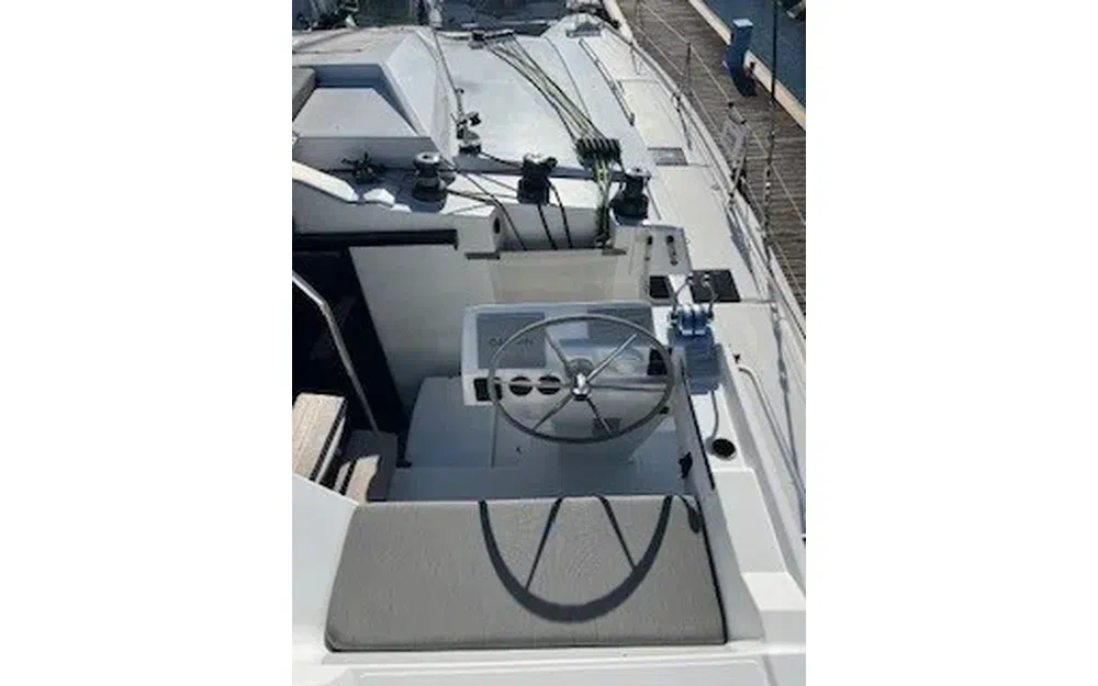 slider 37 Fountaine Pajot Elba 45