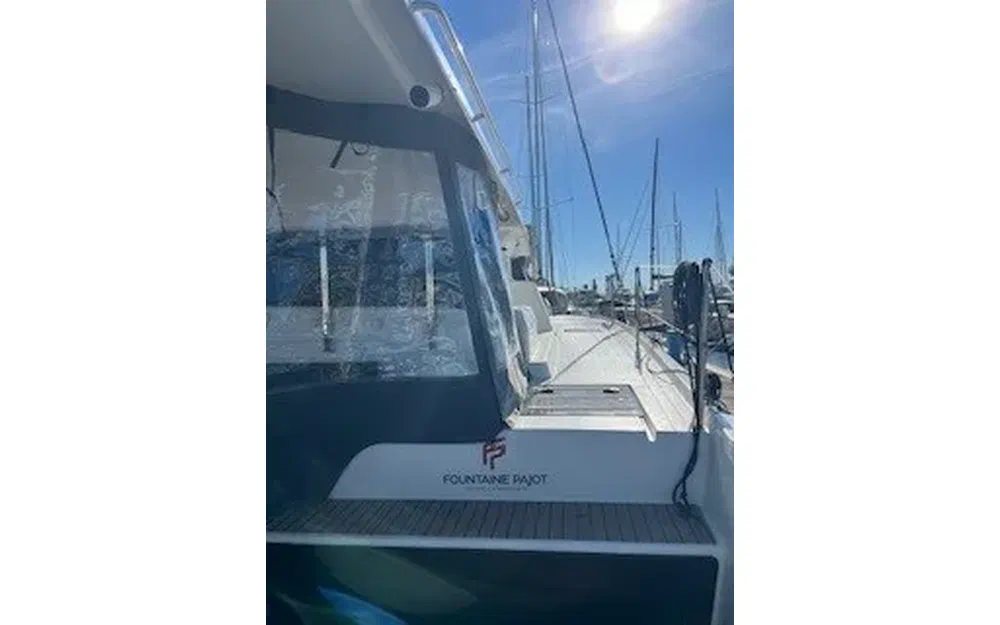slider 48 Fountaine Pajot Elba 45