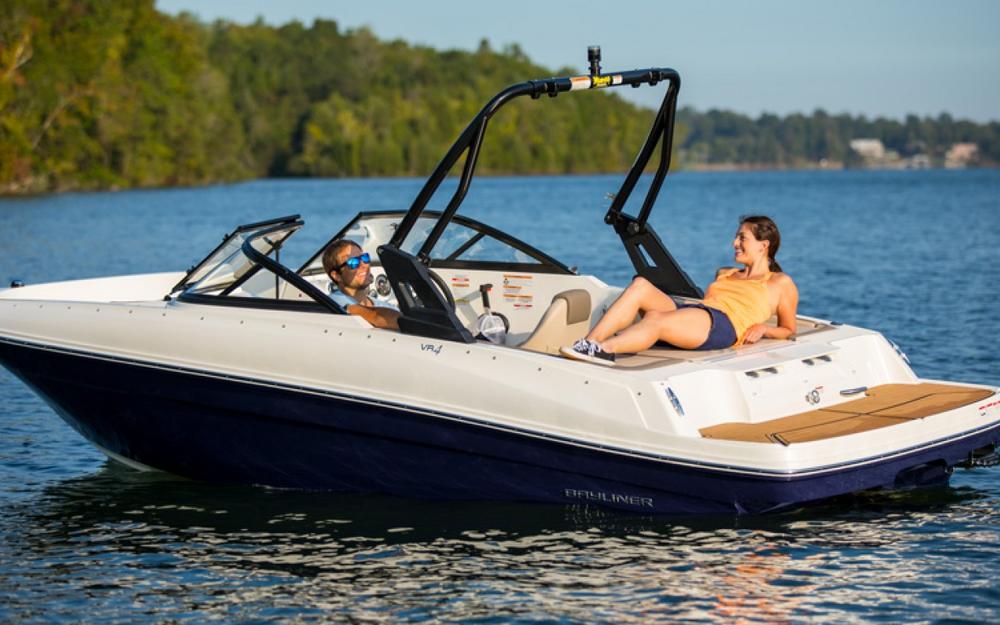 slider 1 Bayliner VR4 OB