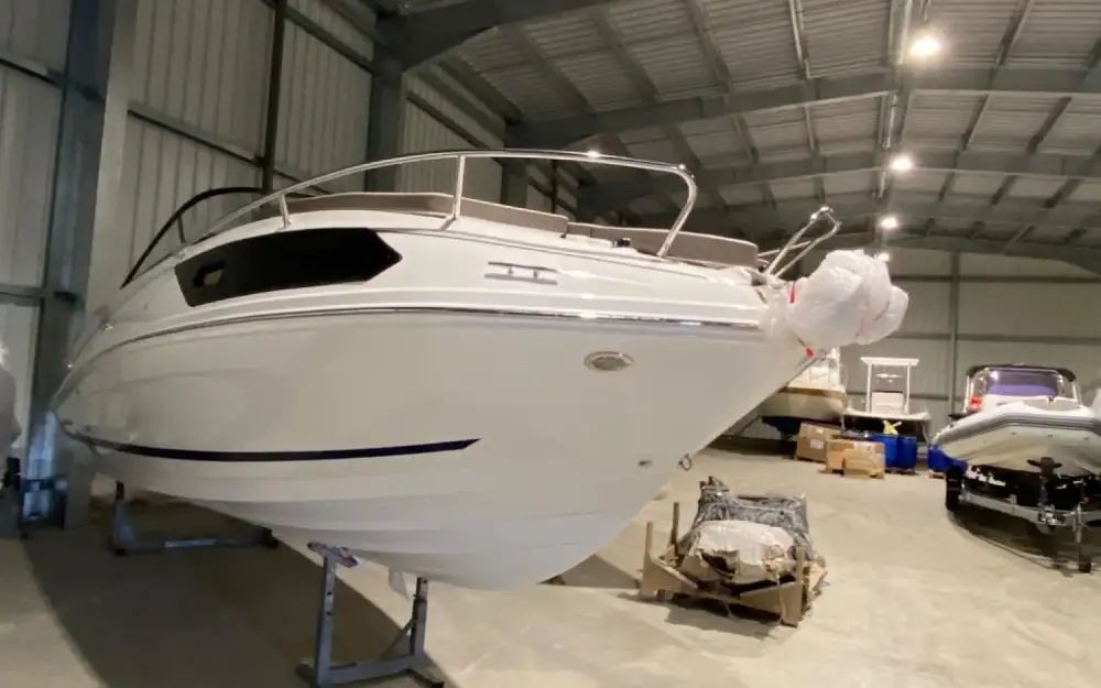 slider 2 Bayliner VR6 Cuddy