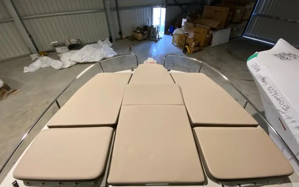 slider 7 Bayliner VR6 Cuddy