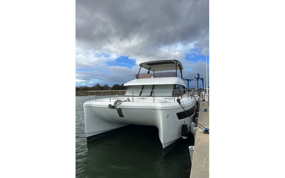 Fountaine PajotMy 44