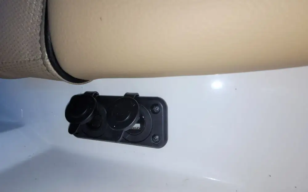 slider 24 Bayliner DX 2200