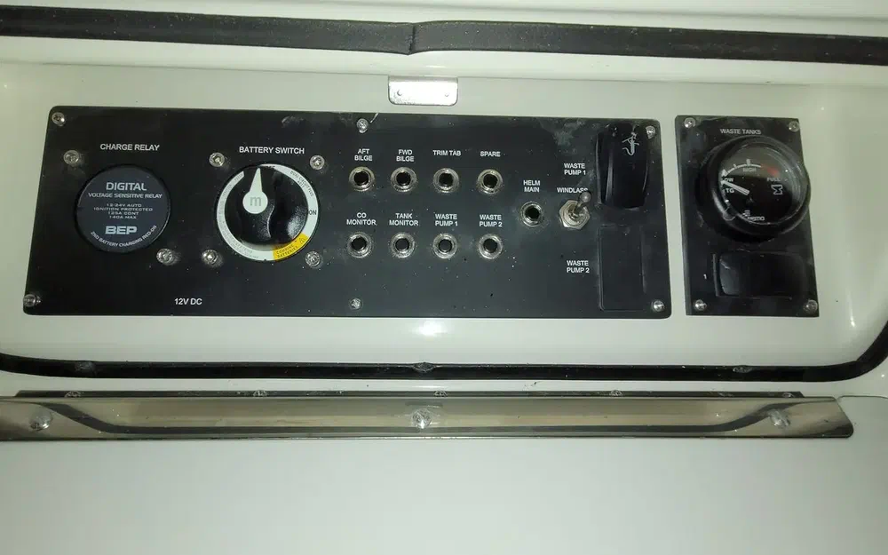 slider 21 Quicksilver 675