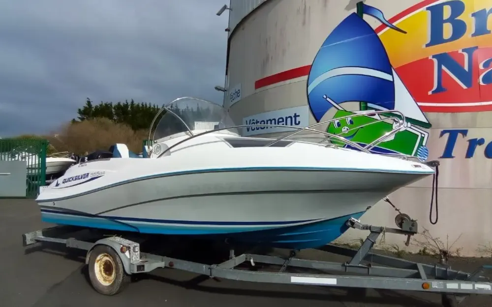QuicksilverActiv 555 WA