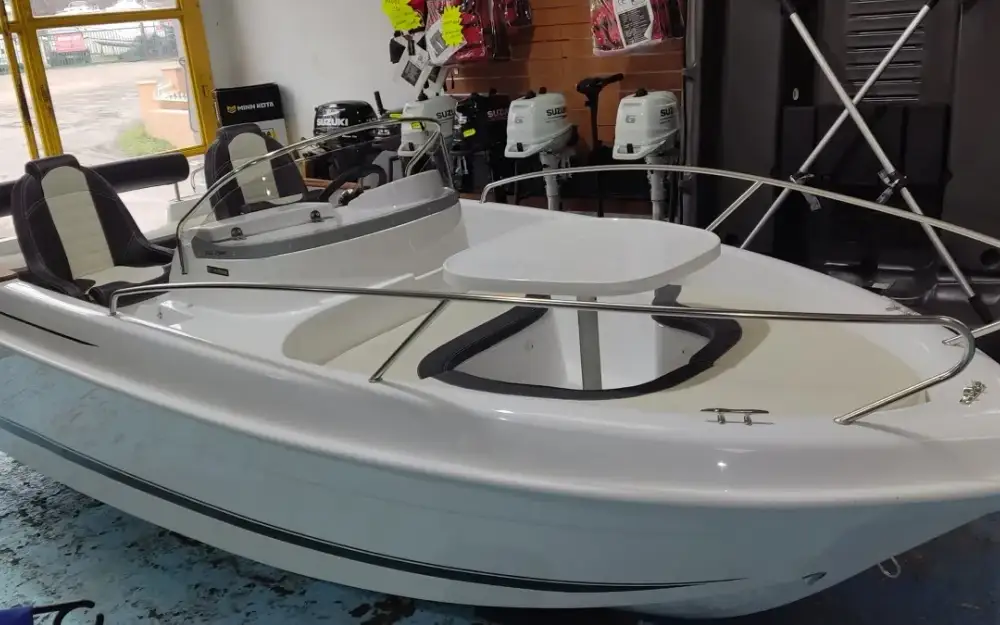 slider 11 B2 Marine Cap Ferret 522 Open