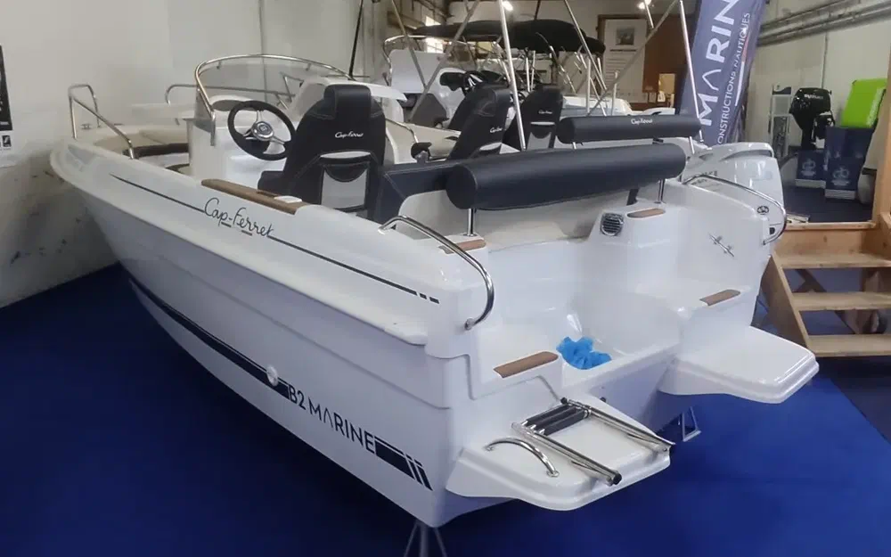 slider 3 B2 Marine Cap Ferret 522