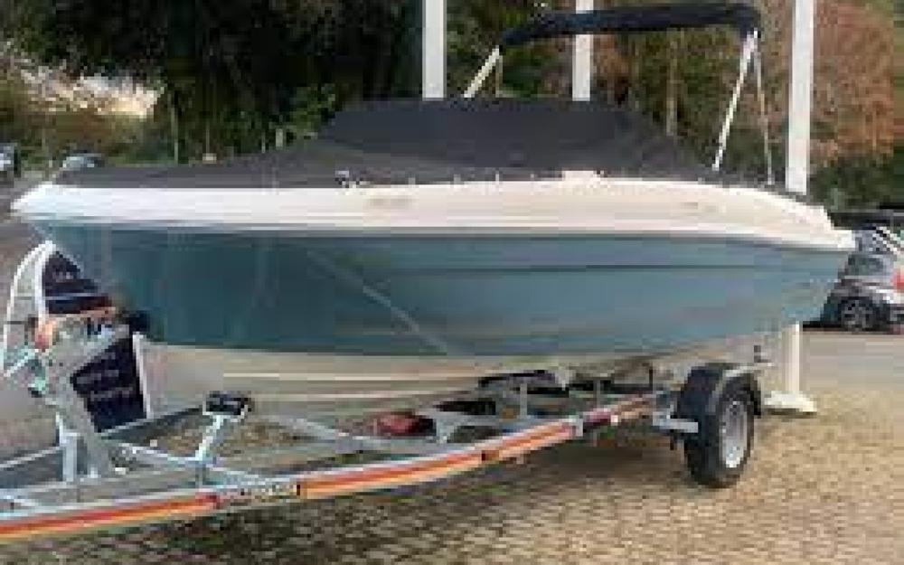 slider 0 Bayliner VR4 OB