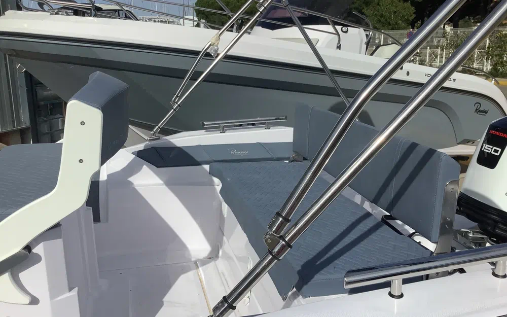 slider 4 Ranieri Cayman 21 Sport