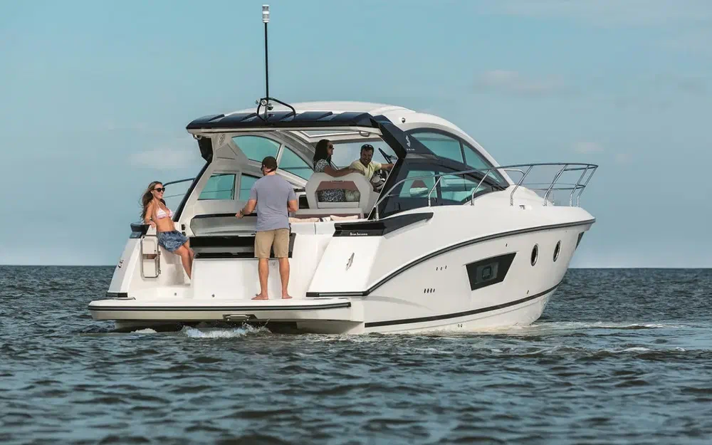 slider 1 Beneteau Gran Turismo 40