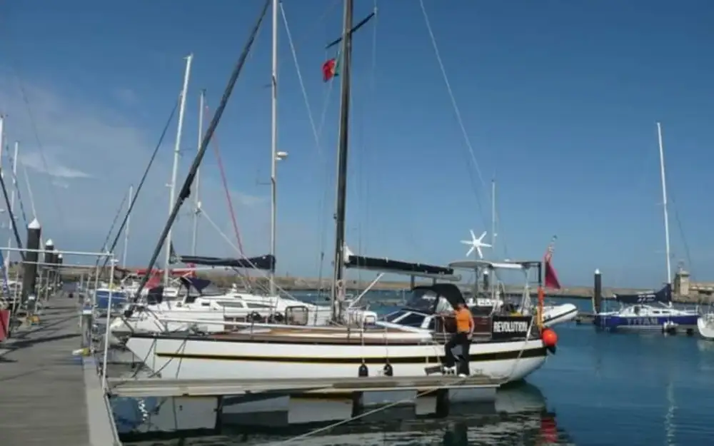 Comar YachtsComet 11
