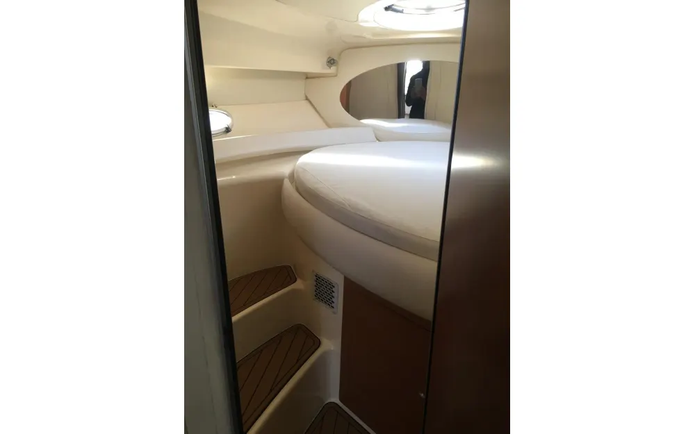 slider 5 Sessa Marine Oyster 34 - null