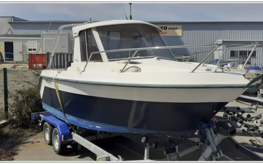 GuymarineGM 640
