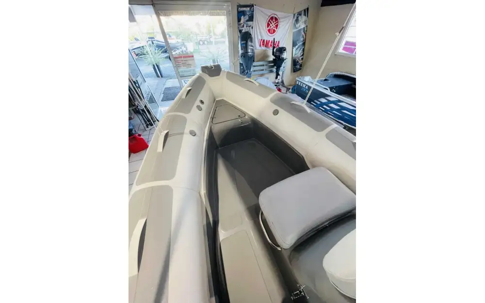 slider 6 Adventure Vesta 550 Sun