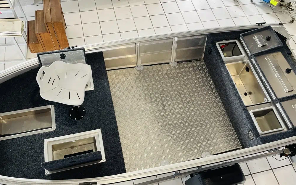 DiscoveryBass Pro 420