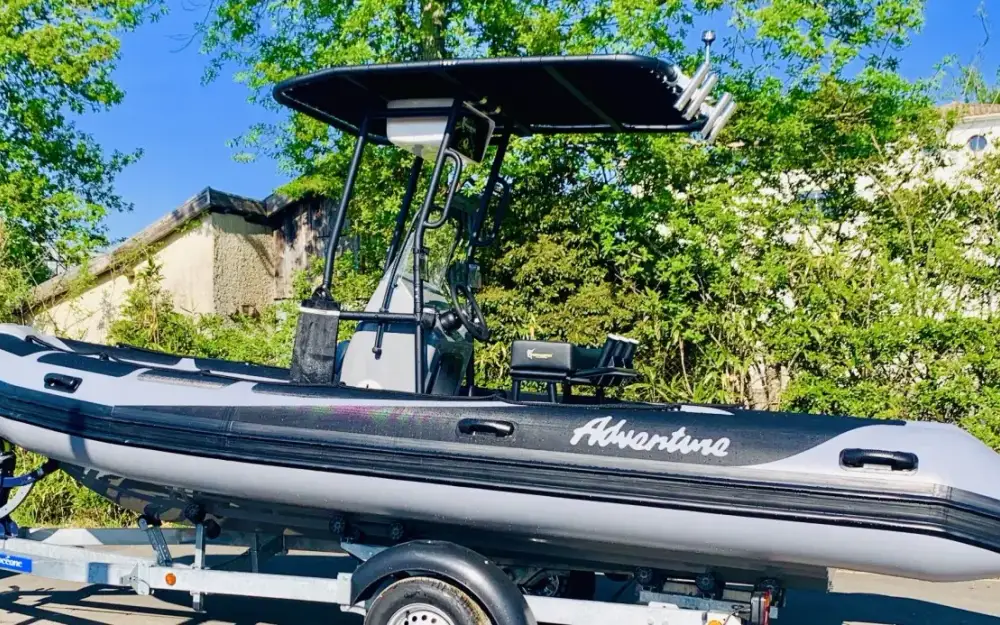 AdventureVesta 585 HD Fishing Pro