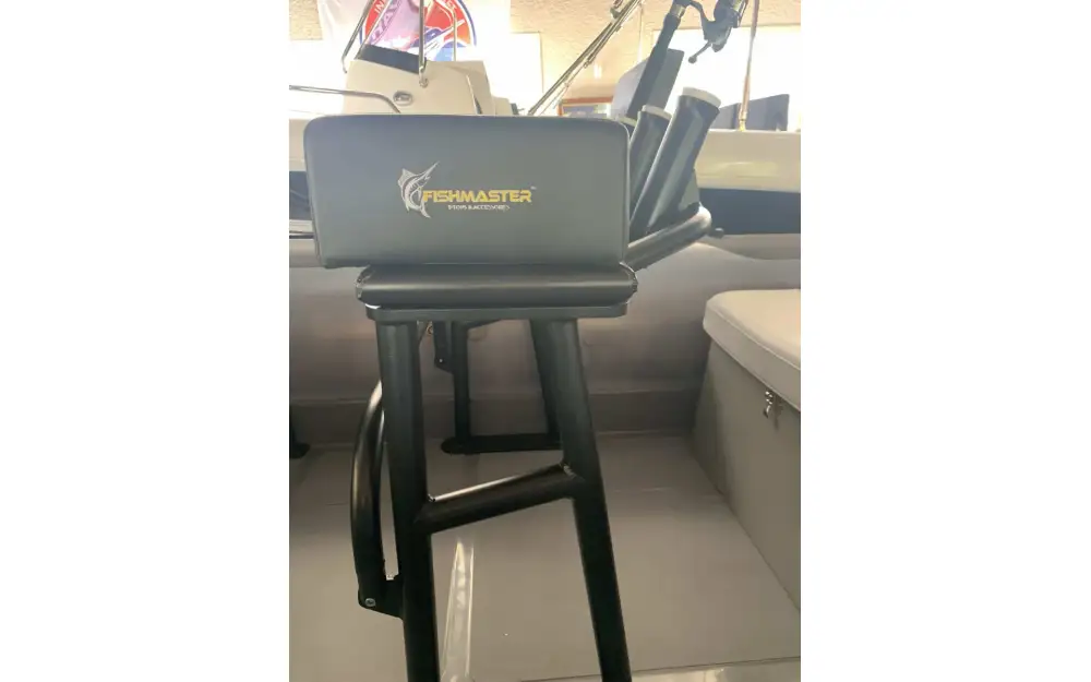 slider 8 Adventure Vesta 585 HD Fishing Pro