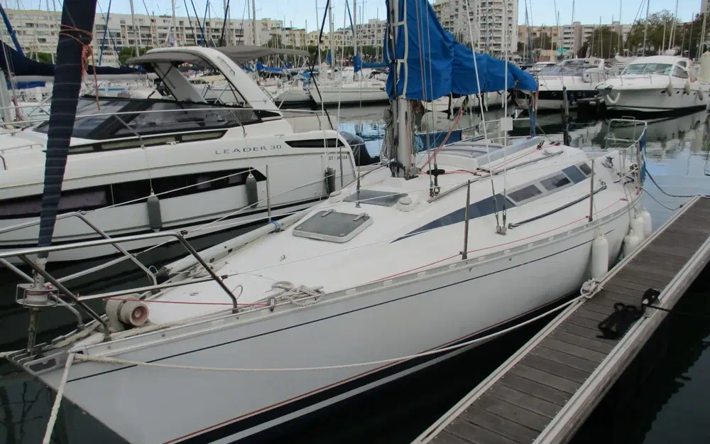 BeneteauFirst 305