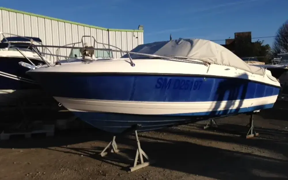 BaylinerBayliner 652 CU