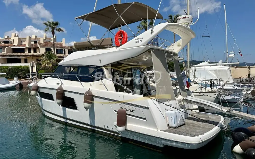 JeanneauPrestige 350 Fly