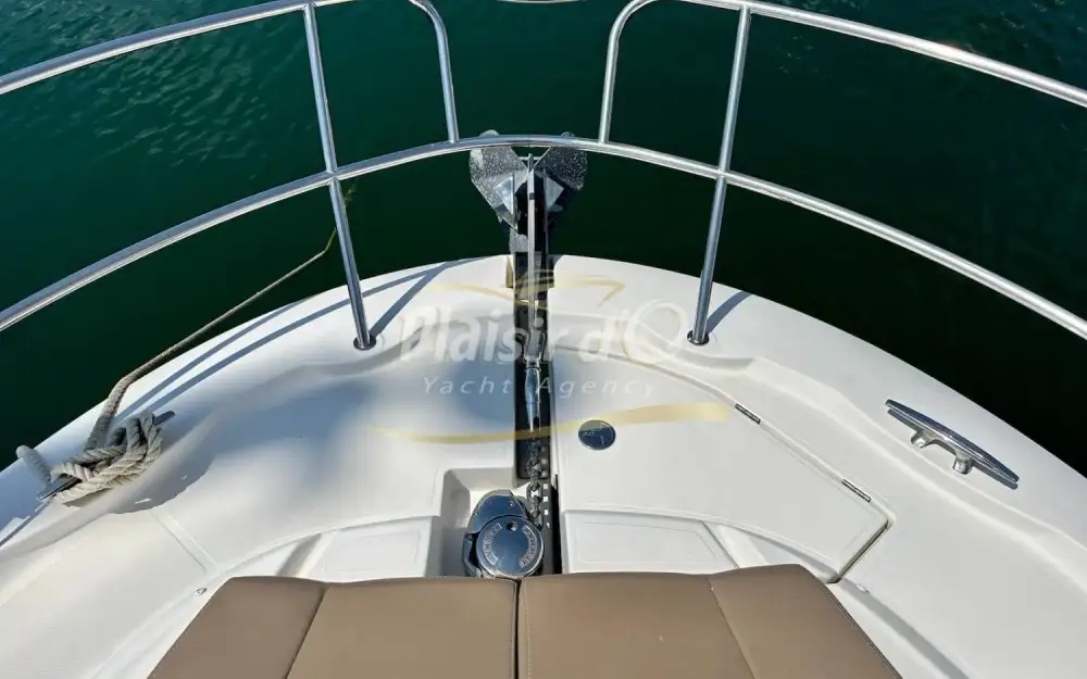 slider 21 Jeanneau Prestige 350 Fly