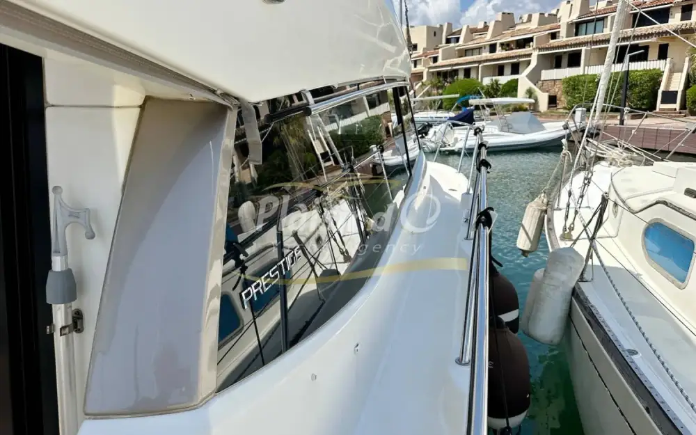 slider 25 Jeanneau Prestige 350 Fly