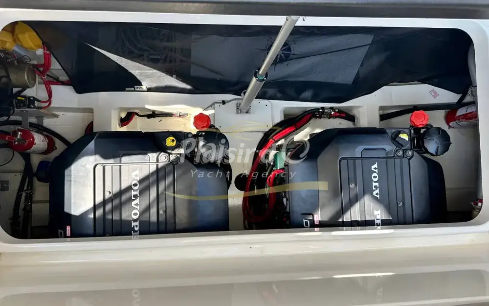 slider 56 Jeanneau Prestige 350 Fly