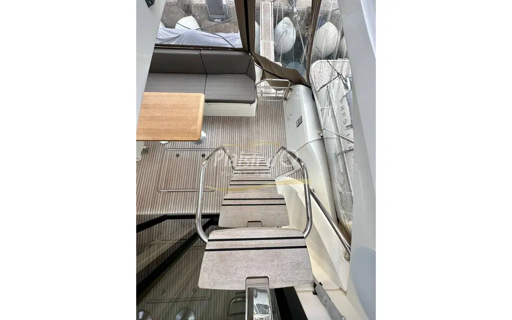 slider 36 Prestige Yachts 460 Fly