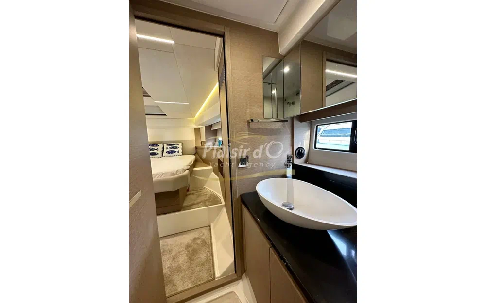 slider 37 Prestige Yachts 460 Fly