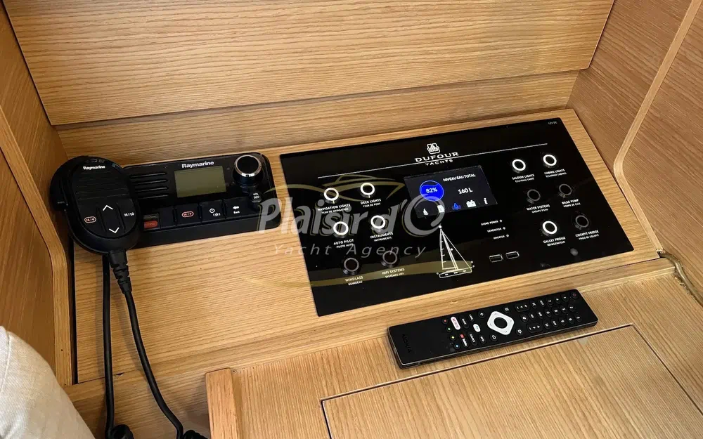 slider 51 Dufour 310