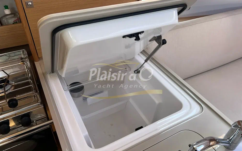 slider 54 Dufour 310